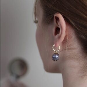 BLACK BAROQUE REAL PEARL EARRINGS